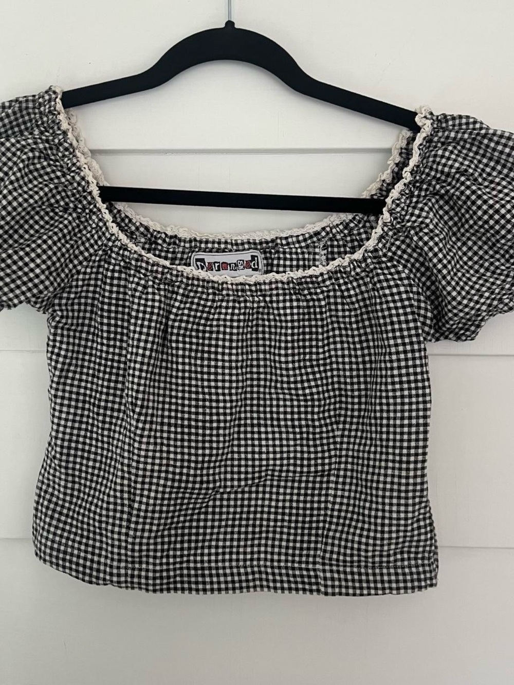 Vintage Y2K Gingham Off-Shoulder Crop Top - Black/White with Crochet Trim